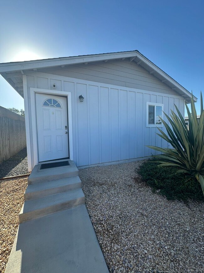 827 Hemlock Ave in Imperial Beach, CA - Building Photo - Building Photo