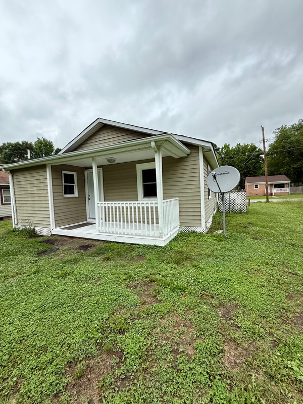 717 Falls St in Blackstone, VA - Building Photo - Building Photo