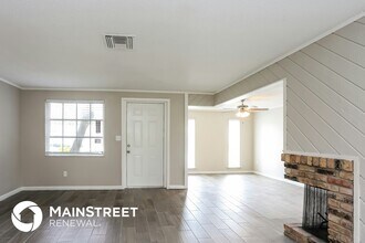 8975 91st St N in Seminole, FL - Building Photo - Building Photo