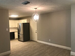 9910 Stepney Green Dr in Houston, TX - Building Photo - Building Photo