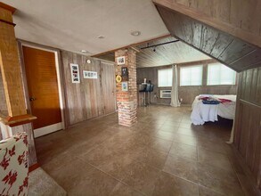 1122 SW 6th Ave in Gainesville, FL - Building Photo - Building Photo