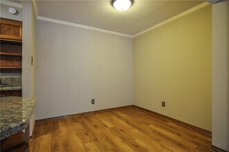 904 University Oaks Blvd, Unit 145 in College Station, TX - Foto de edificio - Building Photo