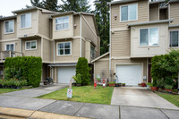 18300 98th Pl NE in Redmond, WA - Foto de edificio - Building Photo