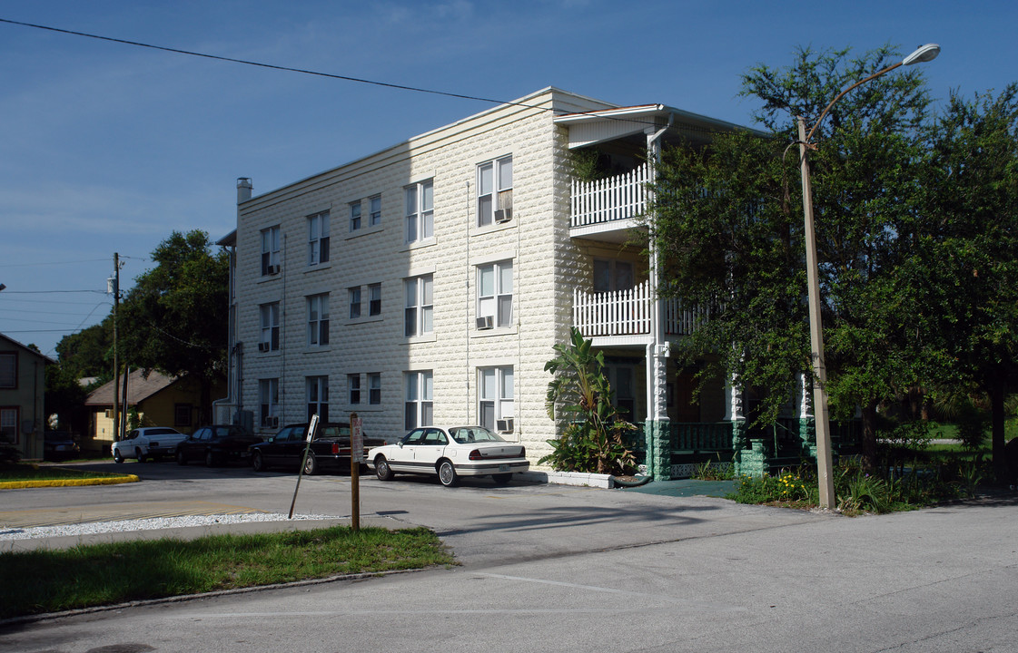 552 3rd Ave S in St. Petersburg, FL - Building Photo