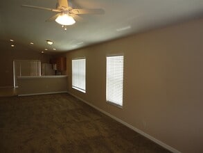 12718 White Bluff Rd in Hudson, FL - Foto de edificio - Building Photo