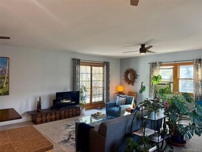 322 E Beech St in Long Beach, NY - Building Photo - Building Photo