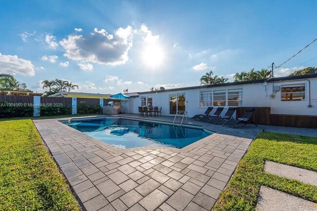 9134 Reed Dr in Palm Beach Gardens, FL - Building Photo - Building Photo