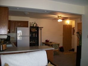 115 Marengo Ave, Unit 601 in Forest Park, IL - Foto de edificio - Building Photo