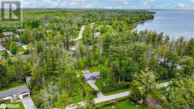 61 Grandview Crescent in Oro-Medonte, ON - Building Photo - Building Photo