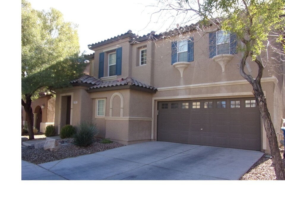 7175 Neches Ave in Las Vegas, NV - Building Photo