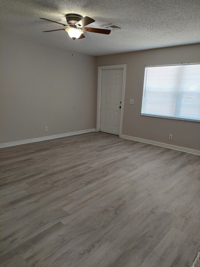 4383 Edward Rd, Unit Edward