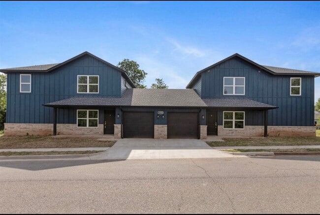 1452 E Park Pl in Oklahoma City, OK - Foto de edificio - Building Photo