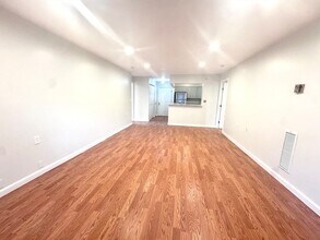 4975 Washington St, Unit 109 in Boston, MA - Building Photo - Building Photo