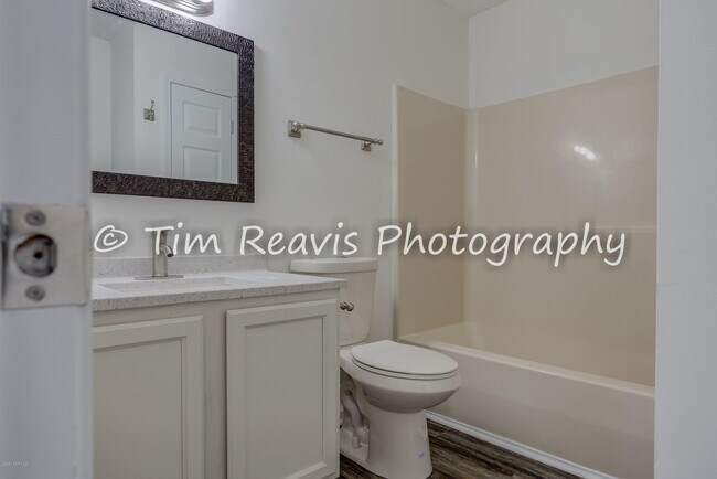 221 Red Cross St-Unit -F in Wilmington, NC - Foto de edificio - Building Photo