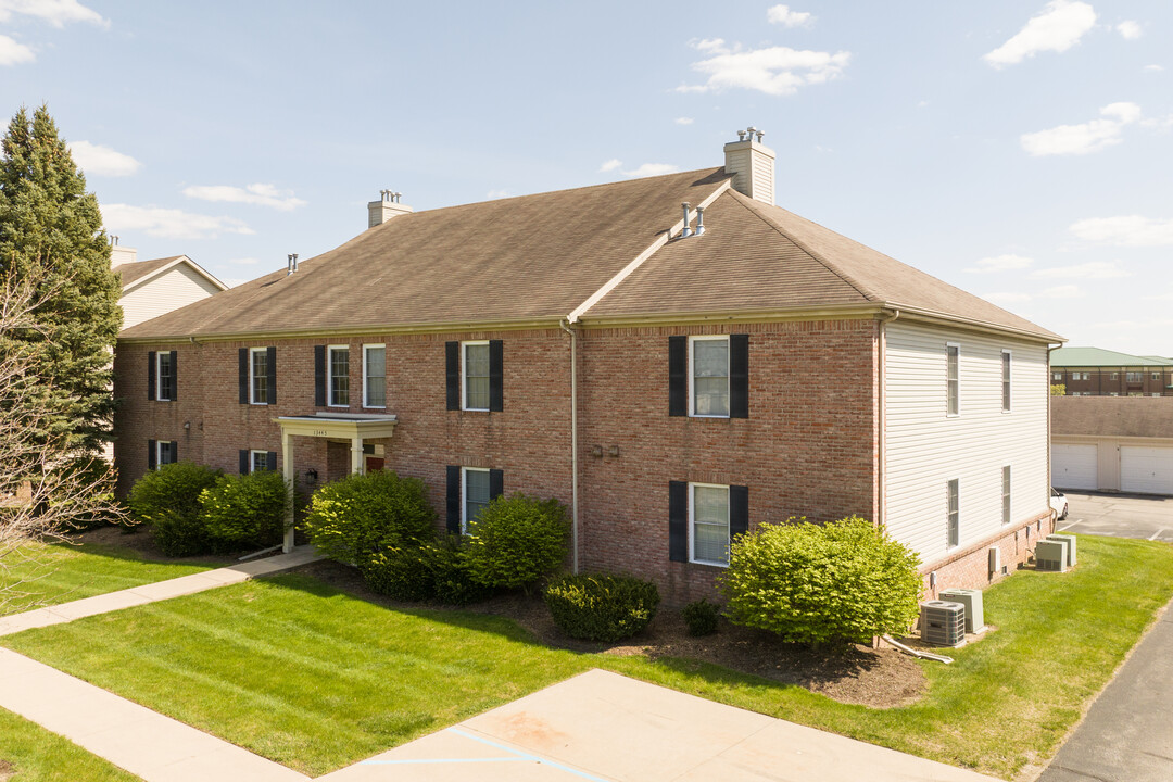 Roachton Flats in Perrysburg, OH - Foto de edificio