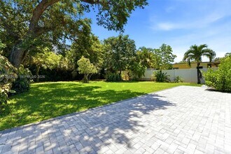 1248 SW 32nd St in Fort Lauderdale, FL - Building Photo - Building Photo
