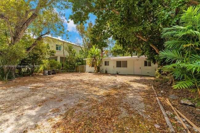 7 Coral Dr in Key Largo, FL - Building Photo - Building Photo