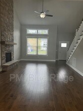 111 Leyland Cir in Hendersonville, NC - Building Photo - Building Photo