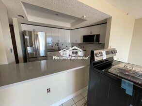 7430 Sunshine Skyway Ln S in St. Petersburg, FL - Building Photo - Building Photo