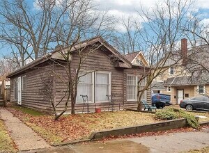 1674 Colonial Dr in Cleveland Heights, OH - Building Photo - Building Photo