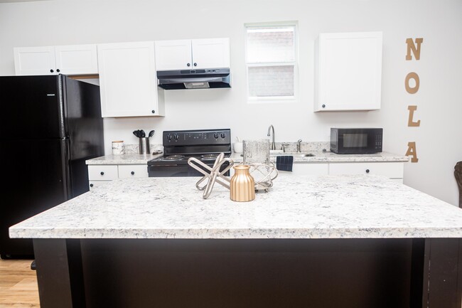 1933 Industry St in New Orleans, LA - Building Photo - Building Photo