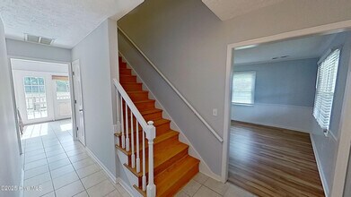 718 Arnold Rd in Wilmington, NC - Building Photo - Building Photo