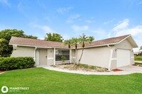 122 NE 20th Pl in Cape Coral, FL - Foto de edificio - Building Photo