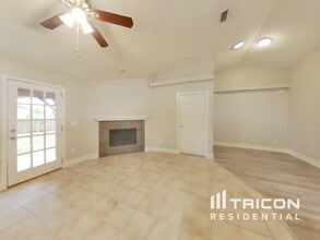 2169 Khaki Ct in Middleburg, FL - Building Photo - Building Photo