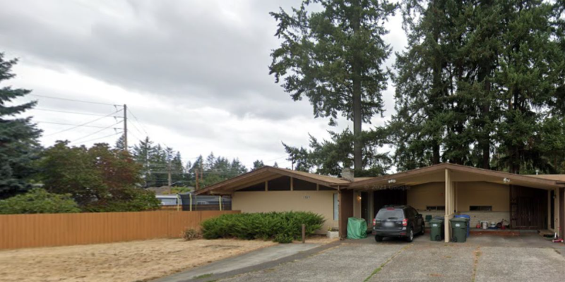 8131 121st St SW in Lakewood, WA - Building Photo