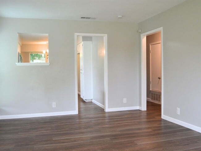 12400 Tree Line Dr in Austin, TX - Building Photo - Building Photo