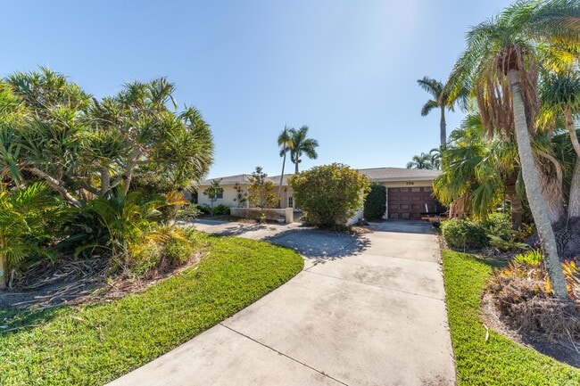 134 SW 52nd St in Cape Coral, FL - Building Photo - Building Photo