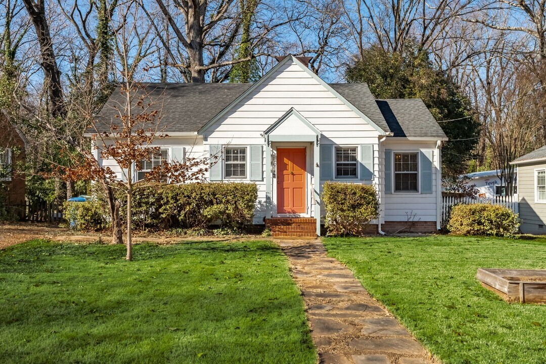 1719 Shawnee St in Durham, NC - Building Photo