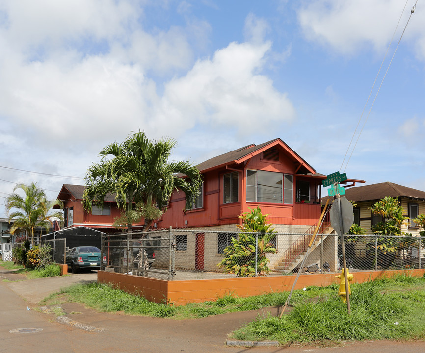 206 Olive Ave in Wahiawa, HI - Building Photo