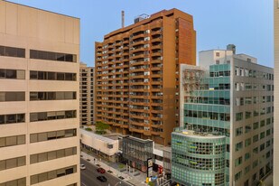 The Towne in Toronto, ON - Building Photo