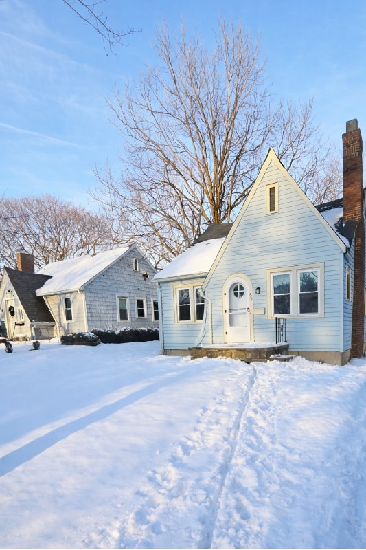 property at 722 Frank St