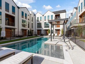 4426 Cabell Dr in Dallas, TX - Building Photo - Building Photo