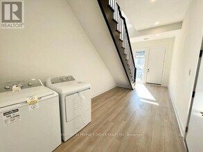 29 Summersides Mews in Pelham, ON - Building Photo - Building Photo