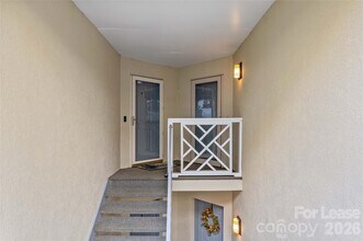 19843 Henderson Rd in Cornelius, NC - Building Photo - Building Photo