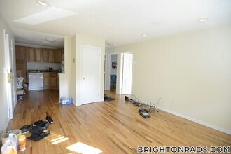 15 Euston Rd in Boston, MA - Building Photo - Building Photo