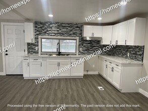 17137 Hidalgo Dr in Perris, CA - Building Photo - Building Photo