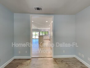 1397 Cherry Hill Ln in Lewisville, TX - Building Photo - Building Photo