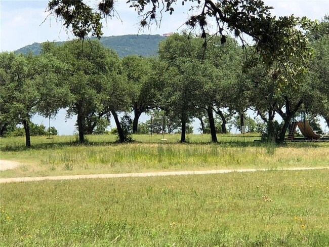 5501 Lands End St in Austin, TX - Building Photo - Building Photo