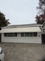 45 Jefferson St in Woodland, CA - Building Photo