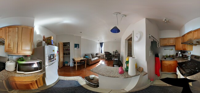 256 S 10th St, Unit 2F