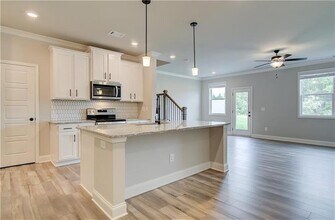 4645 Cypress Landing Wy in Gainesville, GA - Building Photo - Building Photo