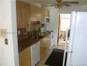 2561 NE 12th Terrace-Unit -2E6 in Pompano Beach, FL - Building Photo - Building Photo