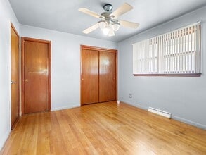 2916 School St in Rockford, IL - Building Photo - Building Photo