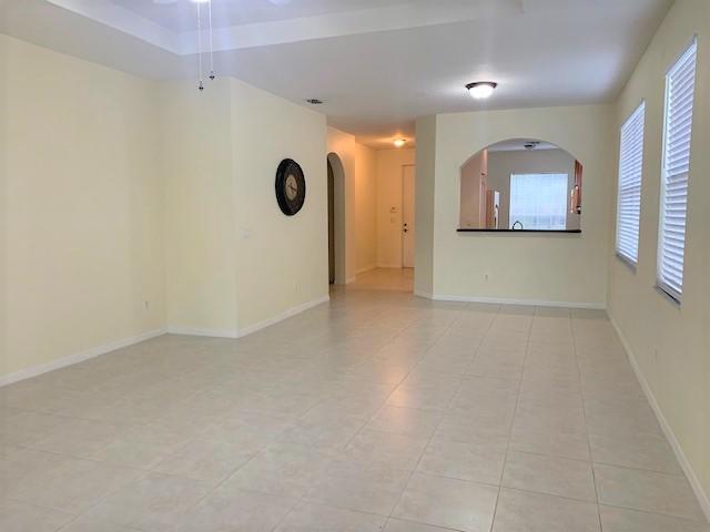 9654 SW Flowermound Cir in Port St. Lucie, FL - Building Photo - Building Photo