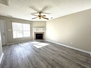 953 W Pueblo Dr in Jacksonville, NC - Building Photo - Building Photo