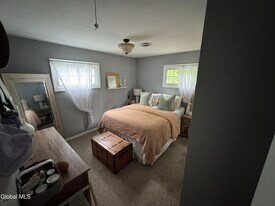 56 Monroe St in Saratoga Springs, NY - Building Photo